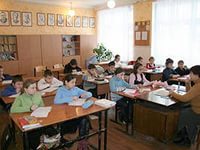 В Одессе учительница без высшего образования рассказывала детям, как «укропы» сажают «малышей на кол»